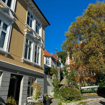Tatil Evi The Stairwell In Nordnes *
